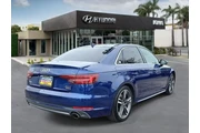 $16839 : Audi A4 2018 AWD 2.0T quattr thumbnail