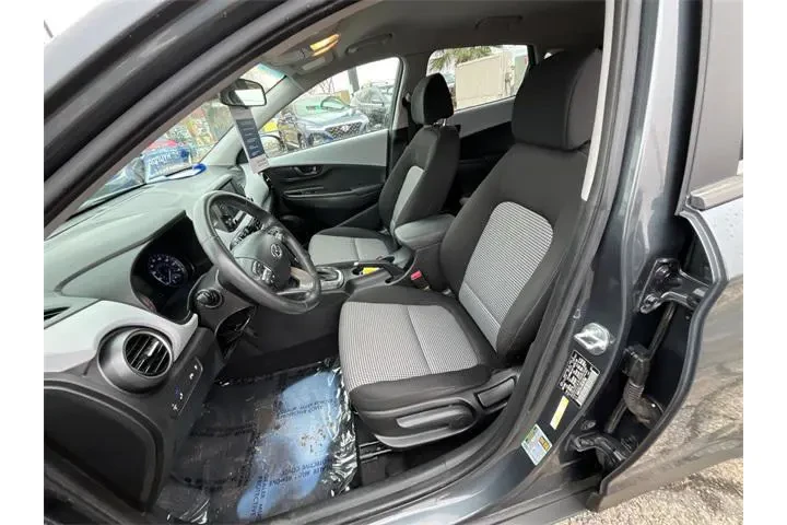 $19590 : Hyundai KONA 2021 SEL 4dr Cr image 10