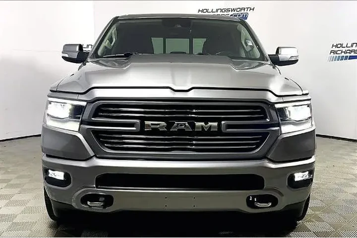$32353 : Ram 1500 2022 4x4 Laramie 4d image 2
