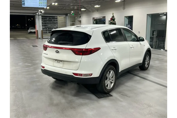 $9900 : Kia Sportage 2018 AWD LX 4dr image 6