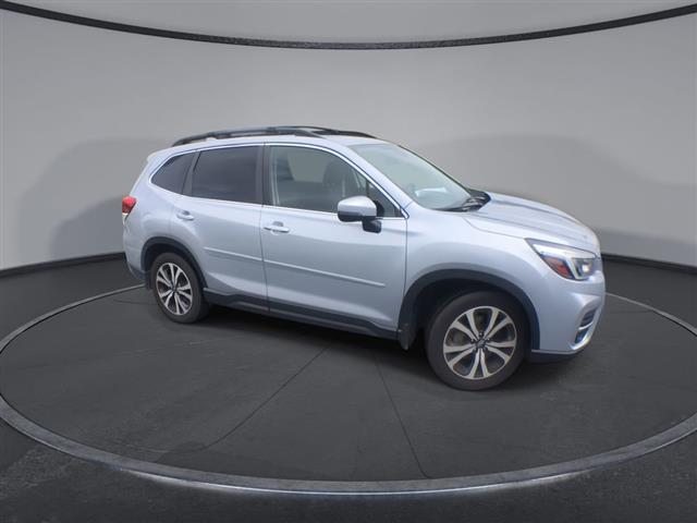 $27000 : PRE-OWNED 2021 SUBARU FORESTE image 2