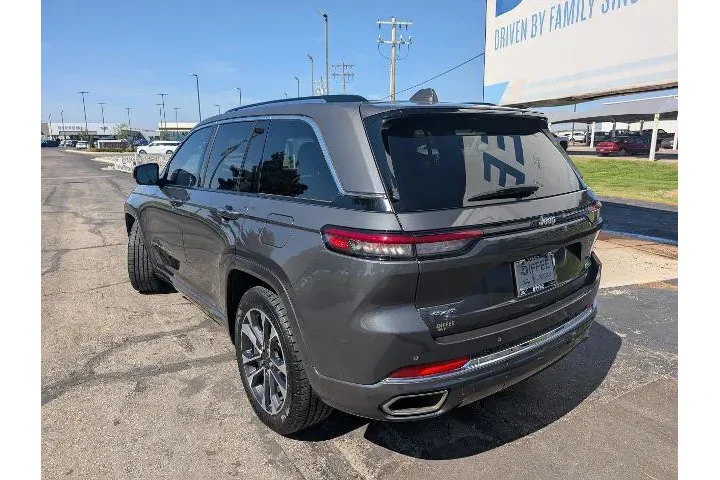 $30600 : Jeep Grand Cherokee 2022 4x4 image 6