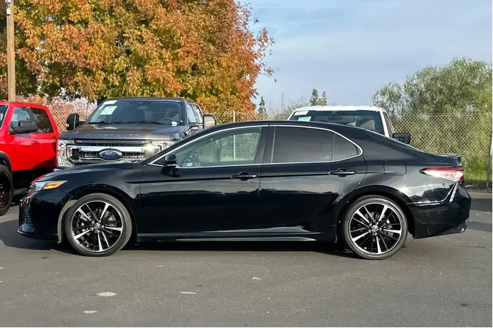 $16880 : Toyota Camry 2018 XSE 4dr Se image 5