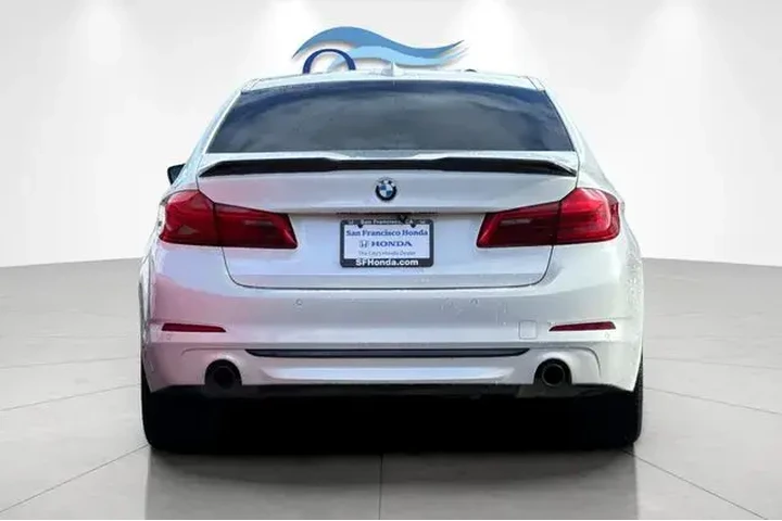 $17994 : BMW 5 Series 2019 530i 4dr S image 5