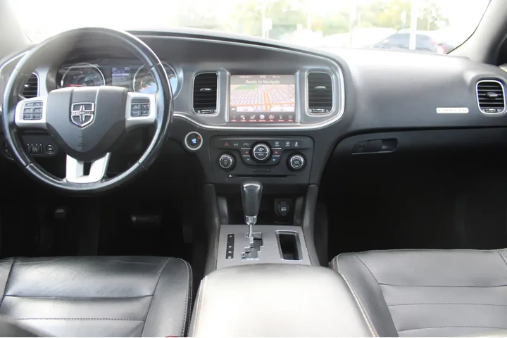 $11995 : 2011 Charger 4dr Sdn RT Plus image 8