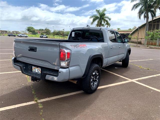 $43995 : 2020 Tacoma image 3