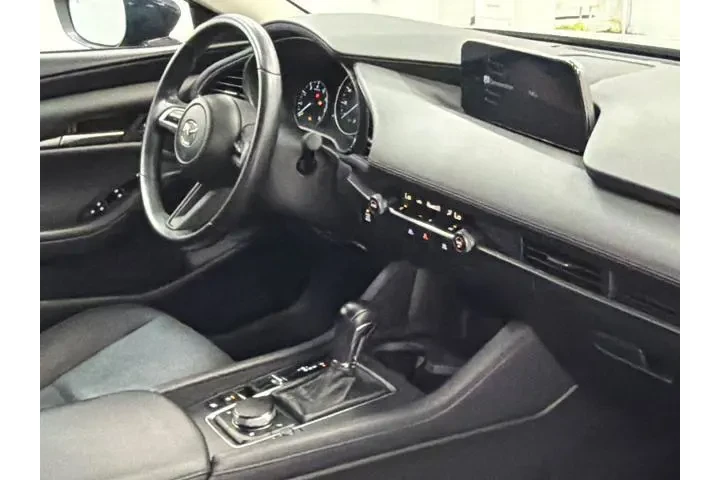 $21500 : Mazda Mazda3 Sedan 2023 2.5 image 8