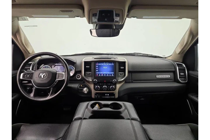 $33998 : Ram 1500 2021 4x2 Laramie 4d image 9