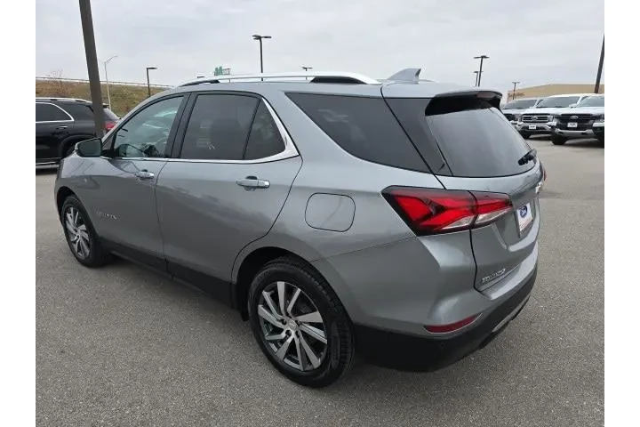 $25500 : Chevrolet Equinox 2023 4x4 P image 3