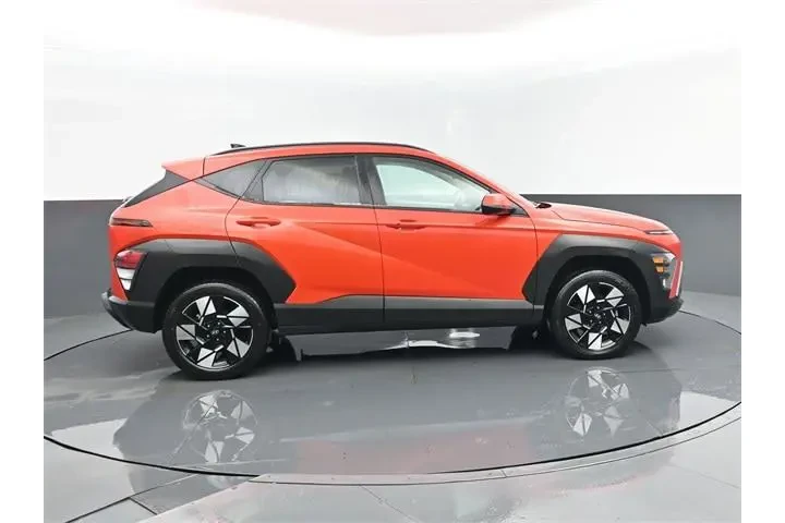 $20136 : Hyundai KONA 2024 AWD SEL 4d image 4