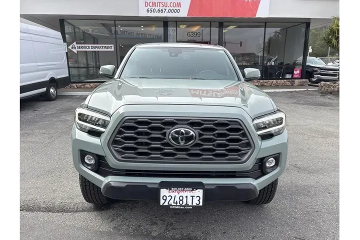 $39988 : Toyota Tacoma 2023 4x4 TRD P image 2
