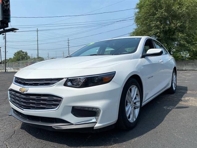 $15941 : 2017 Malibu LT image 3