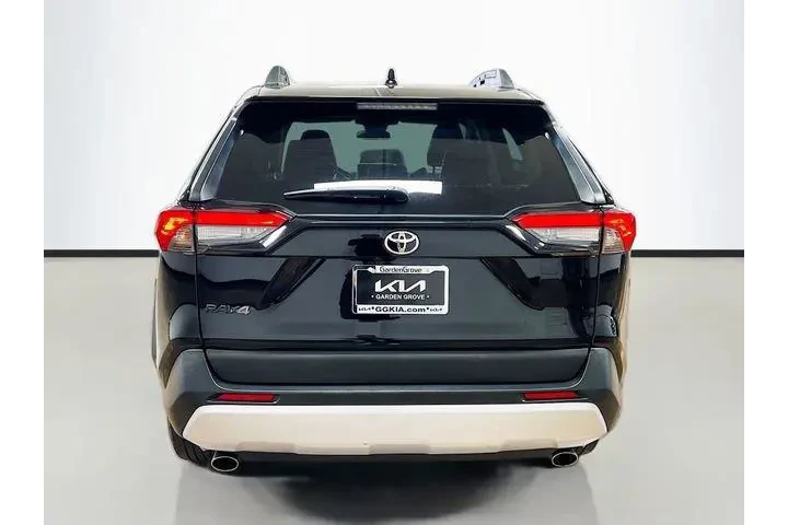 $28559 : Toyota RAV4 2023 AWD Adventu image 6