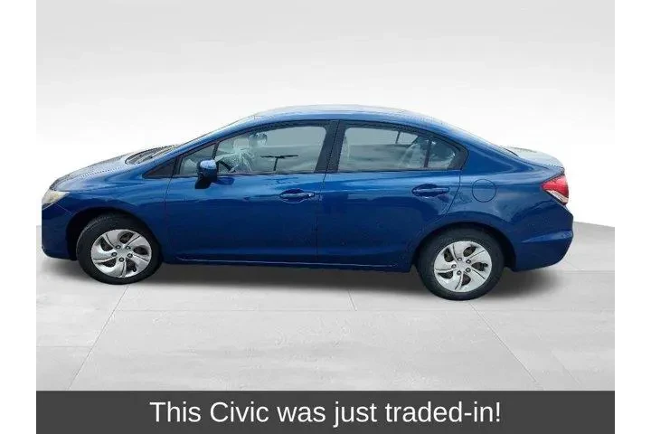 $17426 : Honda Civic 2015 LX 4dr Seda image 1