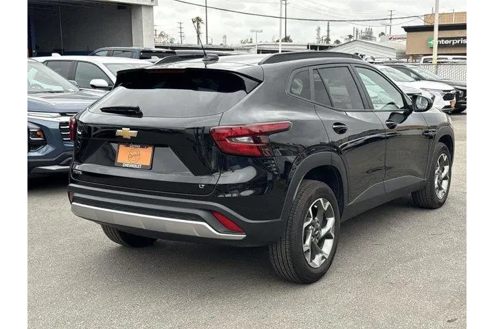 $20900 : Chevrolet Trax 2025 LT 4dr C image 3