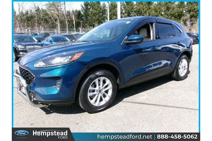 $18880 : Ford Escape 2020 AWD SE 4dr image 1