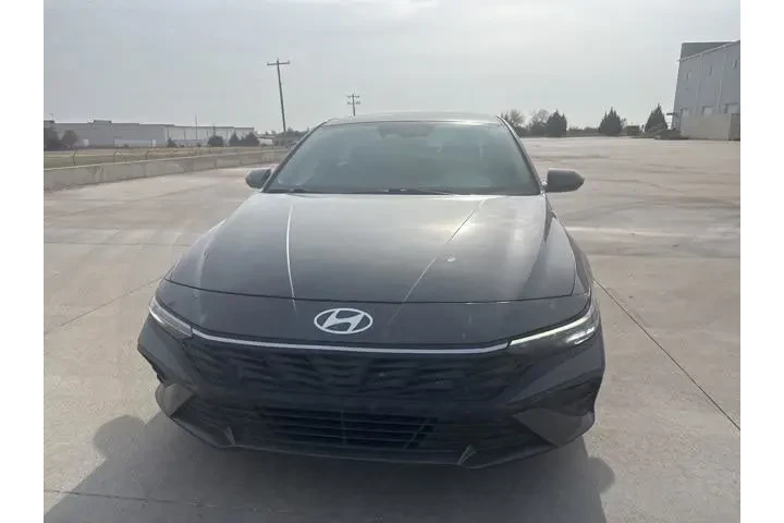 $18896 : Hyundai ELANTRA 2024 SEL 4dr image 2