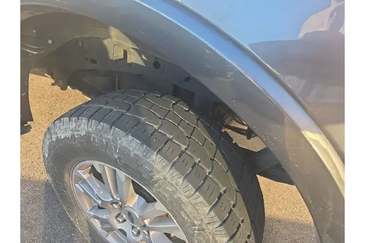 $28998 : Ford F-150 2019 4x4 Lariat 4 image 7