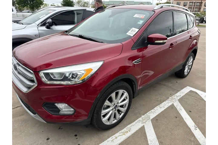 $12249 : Ford Escape 2017 Titanium 4d image 4