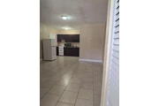 Renta efficiency /  un cuarto en Miami