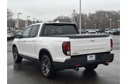 $31495 : Honda Ridgeline 2024 AWD Spo thumbnail