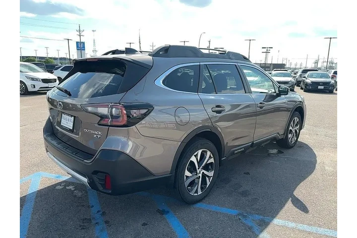 $20495 : 2021 Outback Limited XT image 5