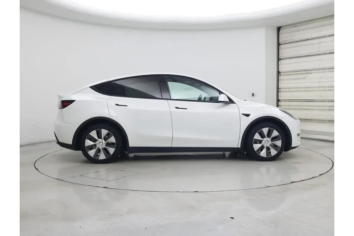 $27998 : Tesla Model Y 2021 AWD Long image 7