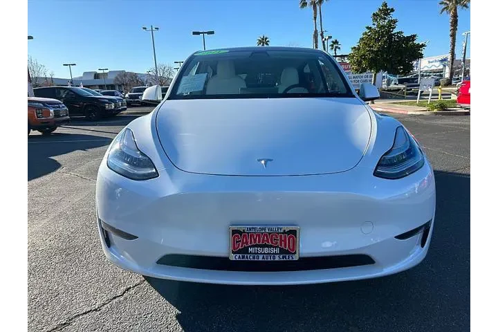 $31995 : Tesla Model Y 2021 AWD Long image 2