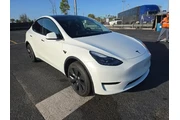 $38490 : Tesla Model Y 2025 Long Rang thumbnail