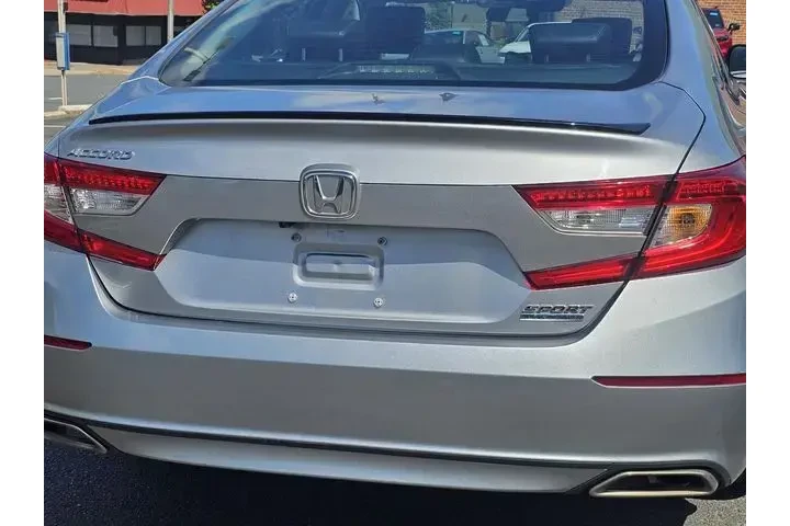 $19988 : Honda Accord 2022 Sport Spec image 7