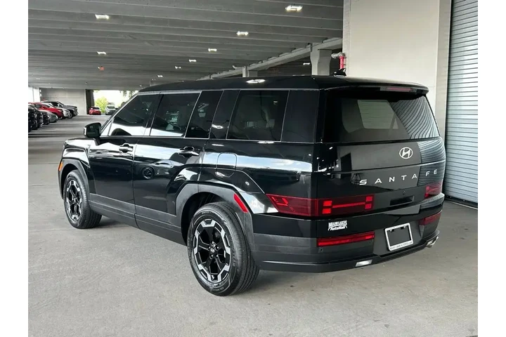 $27849 : Hyundai SANTA FE 2025 SE 4dr image 4
