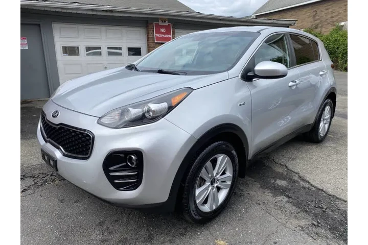 $8399 : 2018 Sportage LX image 4