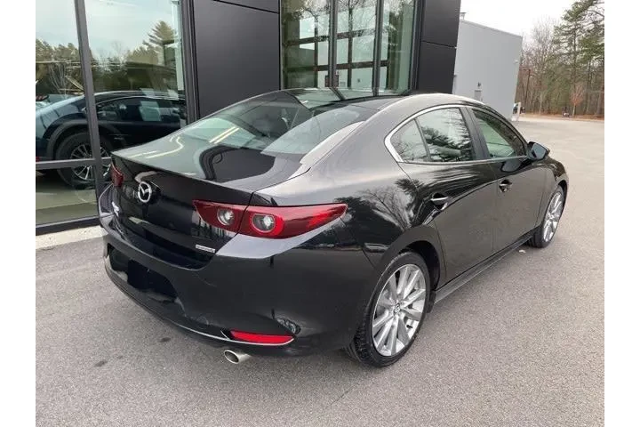 $21995 : Mazda Mazda3 Sedan 2023 2.5 image 6