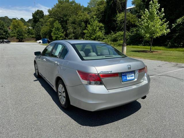 $12500 : 2011 Accord LX image 9