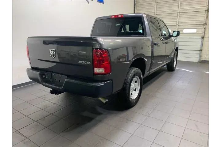 $24989 : Ram 1500 Classic 2020 4x4 Tr image 3