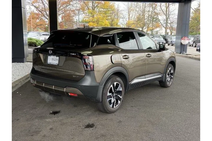 Nissan Kicks 2025 AWD SV 4dr image 5