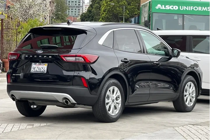 $22995 : Ford Escape 2023 Active 4dr image 4