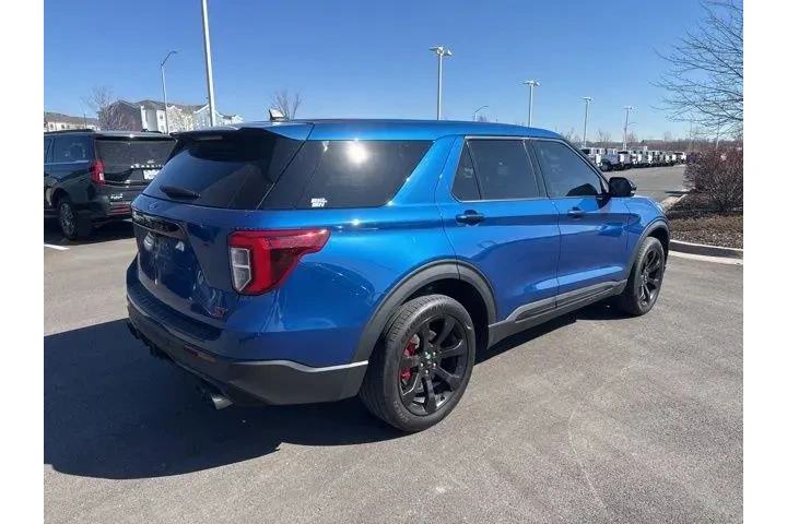 $33000 : Ford Explorer 2022 AWD ST 4d image 6