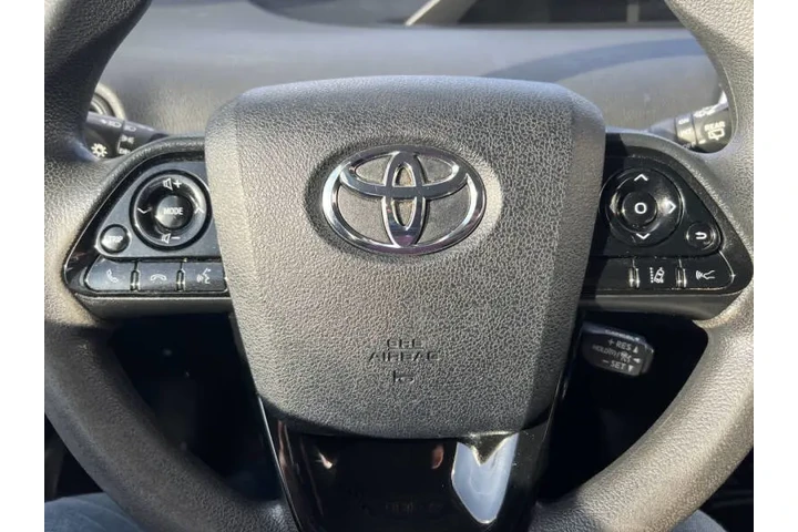 $13900 : 2021 Prius LE image 9