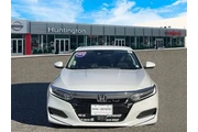 $12722 : Honda Accord 2019 LX 4dr Sed thumbnail