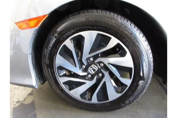 $16499 : Honda Civic 2018 LX 4dr Hatc image 5