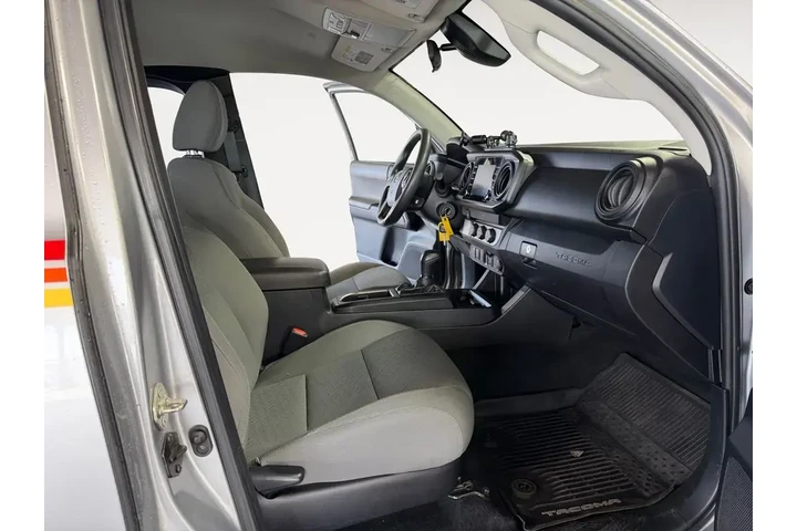 $24500 : Toyota Tacoma 2020 4x2 SR5 4 image 3