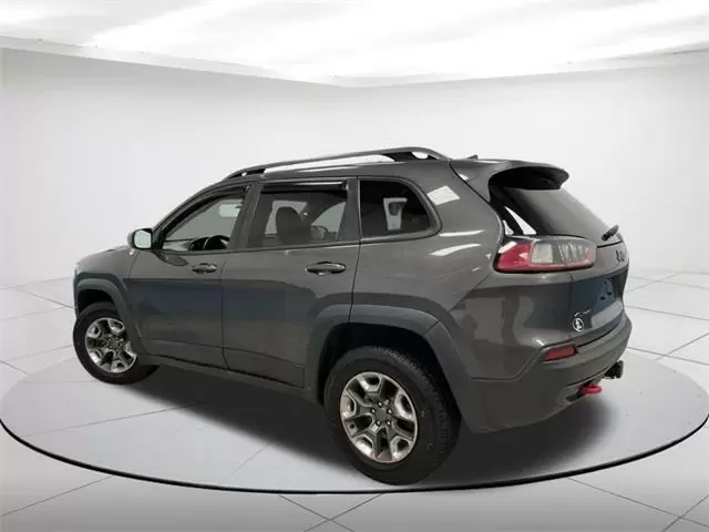 $15290 : Pre-Owned 2019 Cherokee Trail image 3