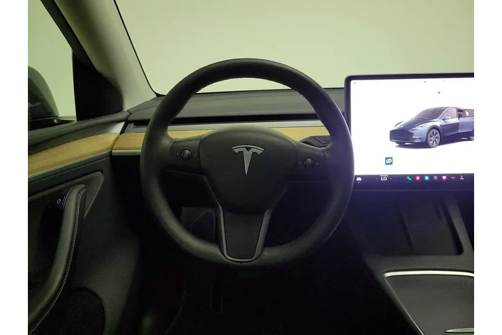 $37998 : Tesla Model Y 2025 Long Rang image 10