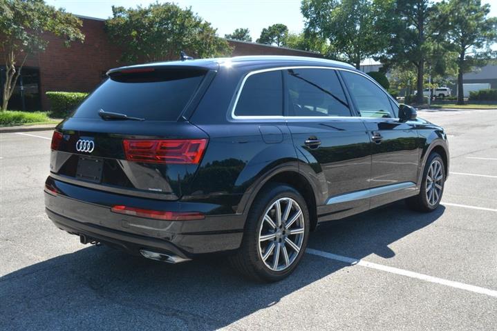 2017 Q7 2.0T quattro Premium image 6