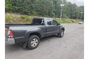 $13690 : Toyota Tacoma 2013 4x2 PreRu thumbnail