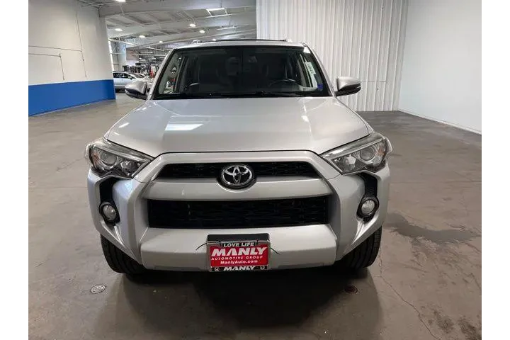 $31987 : Toyota 4Runner 2018 4x4 SR5 image 8