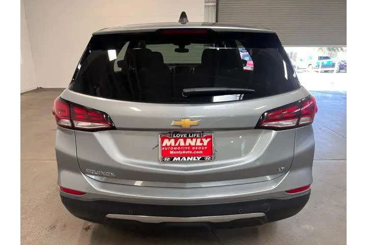 $18987 : Chevrolet Equinox 2024 LT 4d image 3