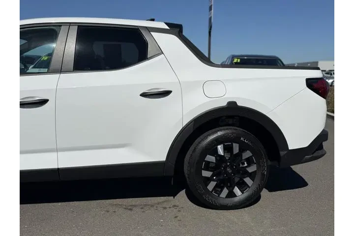 $28888 : Hyundai SANTA CRUZ 2025 SE 4 image 4