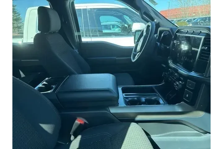 $39494 : Ford F-150 2024 4x4 STX 4dr image 5